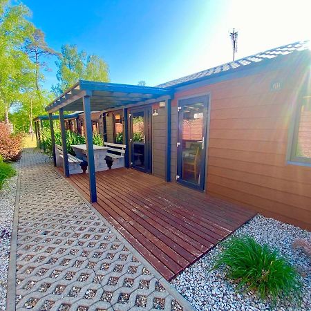 Domy Nad Morzem - Chata Pirata- Tiny House จีฟโนฟ ภายนอก รูปภาพ