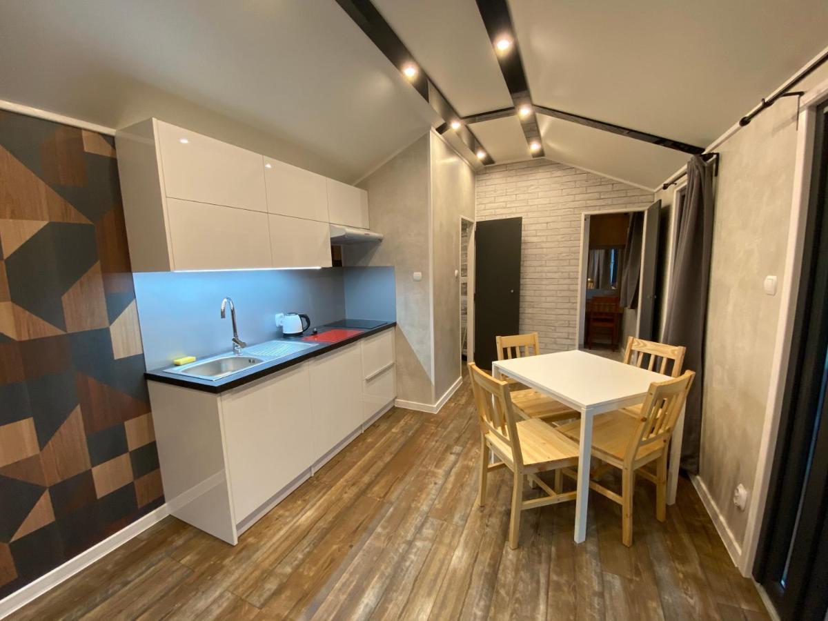 Domy Nad Morzem - Chata Pirata- Tiny House จีฟโนฟ ภายนอก รูปภาพ